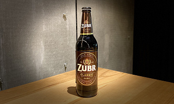 Zubr Dark  , Чехия, алк 3,8%